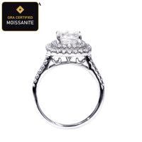 Radiant-Cut Moissanite Engagement Ring detail