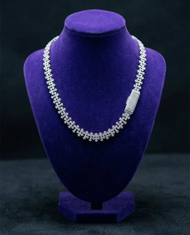 Showtime Gems velvet product photo