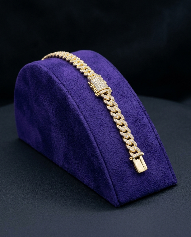 Showtime Gems velvet product photo