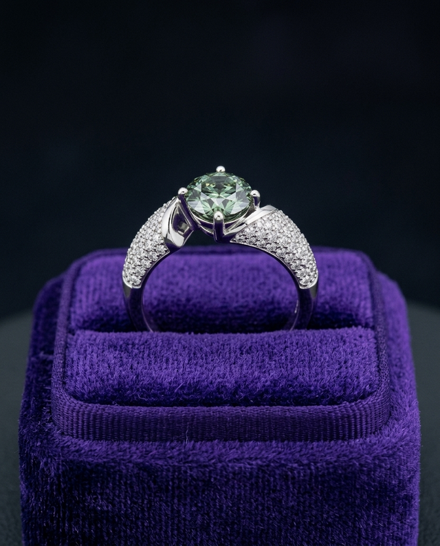 Showtime Gems velvet product photo