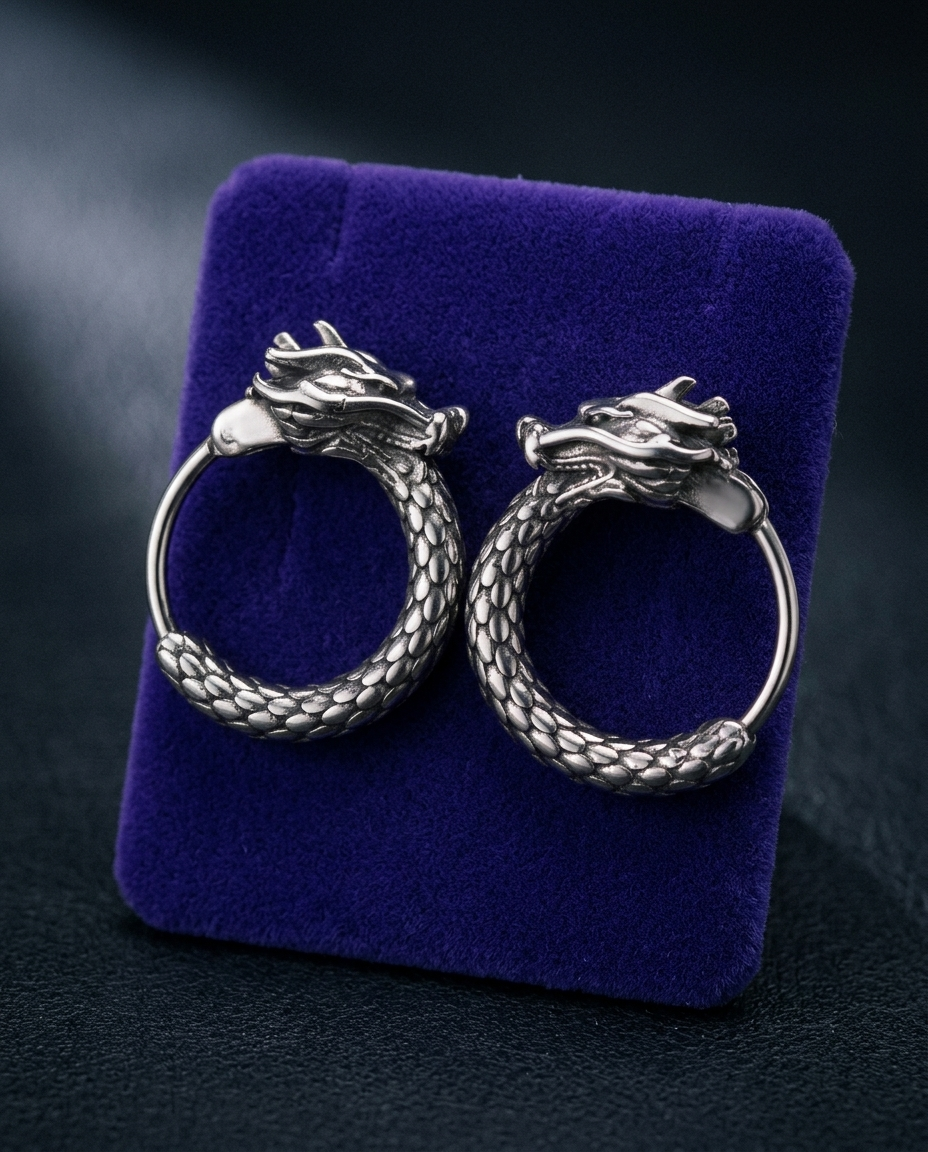 Showtime Gems velvet product photo