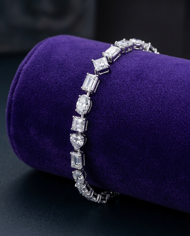 Showtime Gems velvet product photo