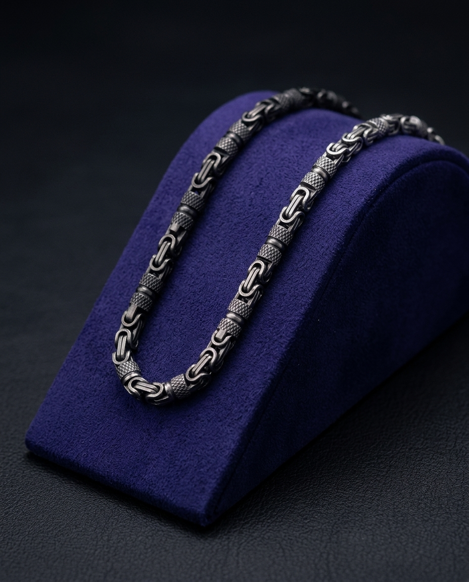 Showtime Gems velvet product photo
