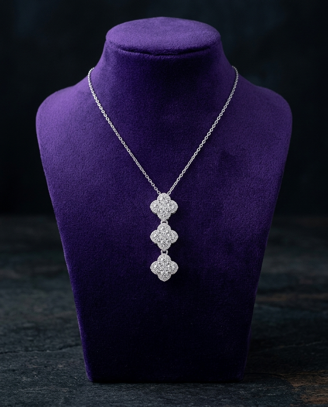 Showtime Gems velvet product photo