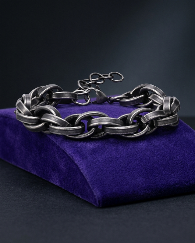 Showtime Gems velvet product photo